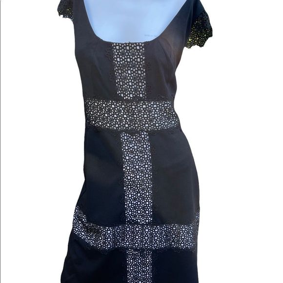 Yoana Baraschi black dress with lace detailing - Picture 2 of 10